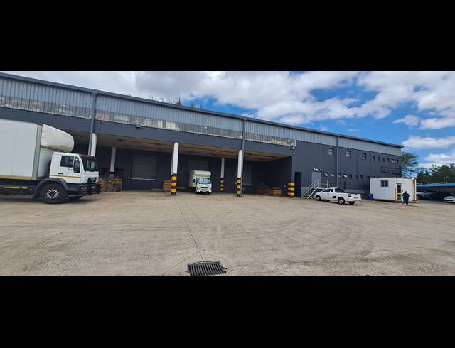 6,000M² WAREHOUSE TO LET IN RIVERHORSE VALLEY
